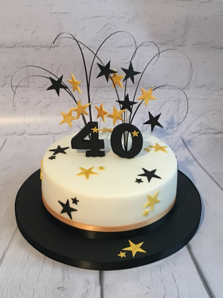 Black-and-gold-stars-cake