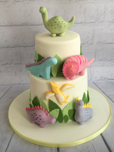 Dinosaur-fondant-two-teir-cake