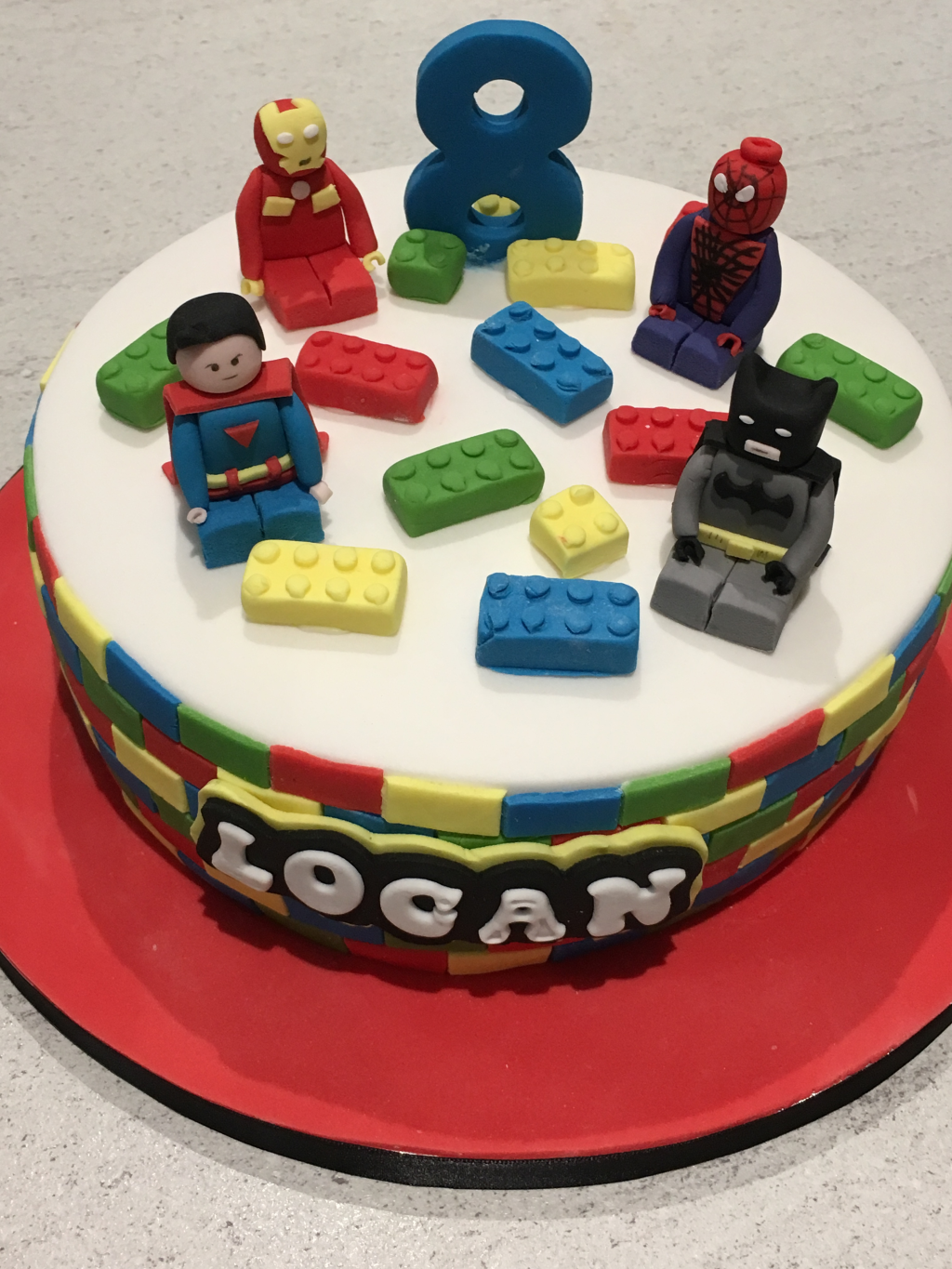 Lego-superheroes-cake