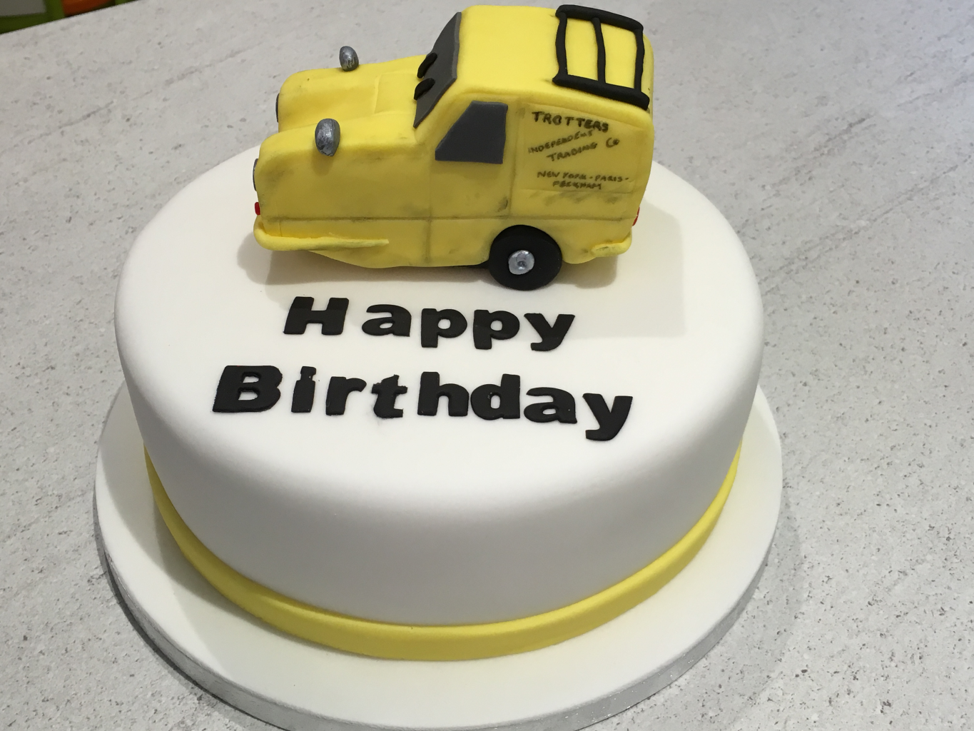 Only-Fools-and-Horses-van-cake